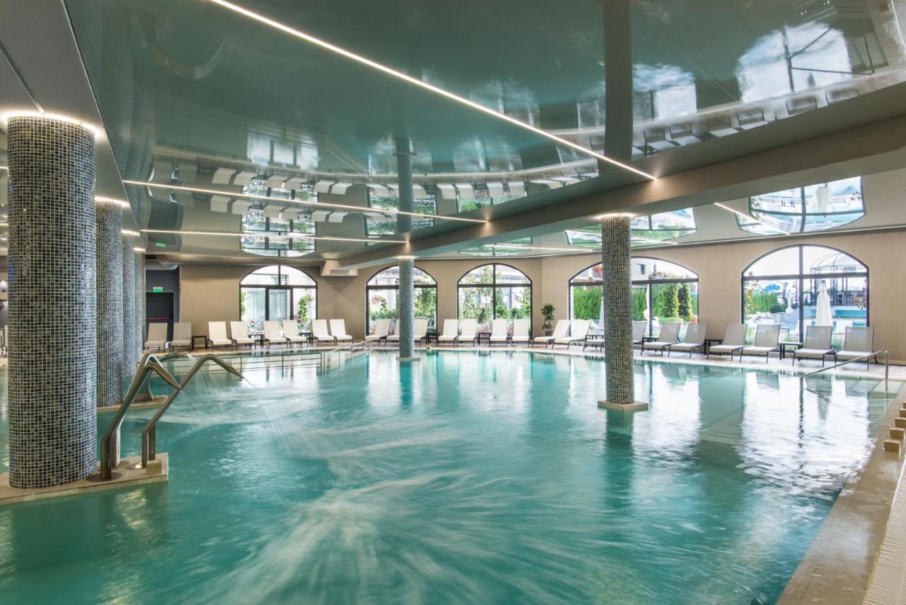 Casa Di Fiore Spa And Medical Hotel, Mineral Pools & Private Beach Kranevo Bagian luar foto The spa at the Hotel