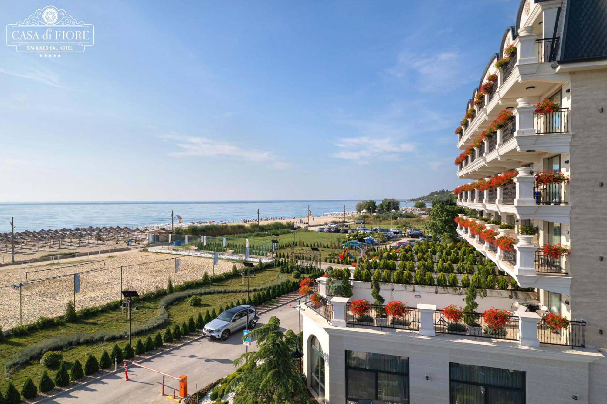 Casa Di Fiore Spa And Medical Hotel, Mineral Pools & Private Beach Kranevo Bagian luar foto The beach at the complex